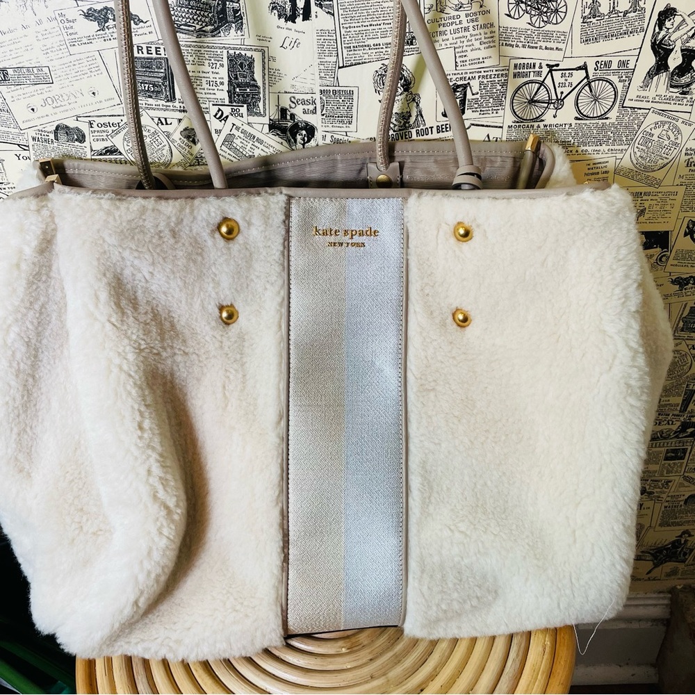 π Kate Spade Everything Racing Stripe Faux Shearling Large Tote Cream Multi Bag - Picture 7 of 11
